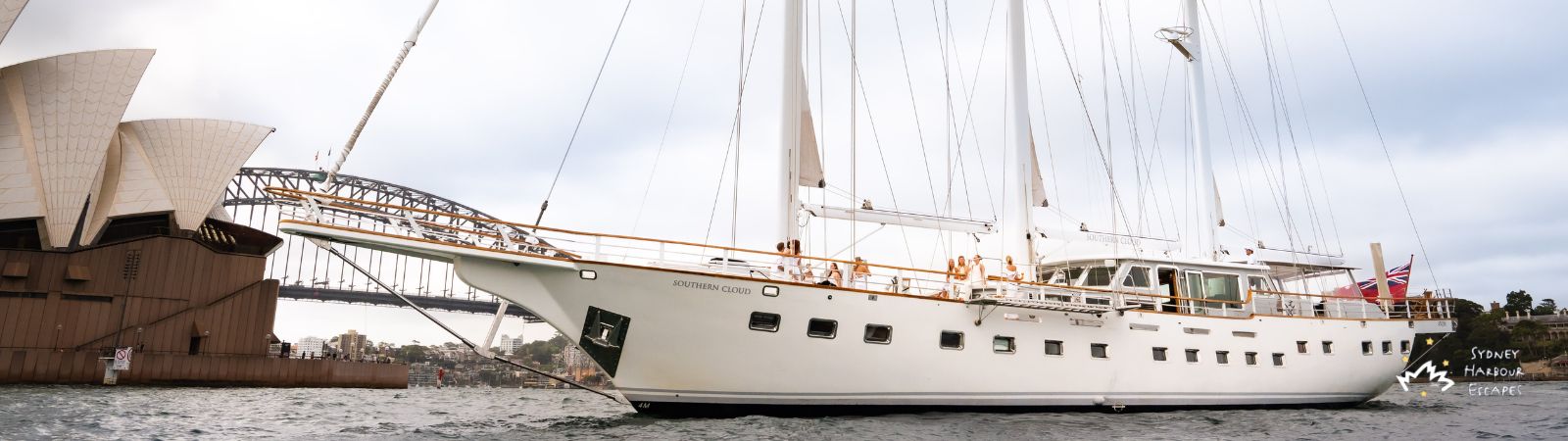 Southern Cloud in Opera House